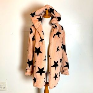 Signature Studio Fuzzy Star Shacket small